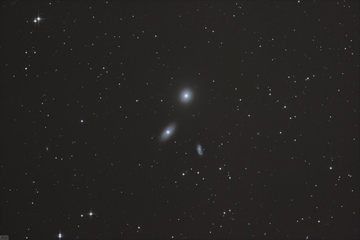 gal/galaxies_(APN_Canon_500d)/M105_20120217.jpg